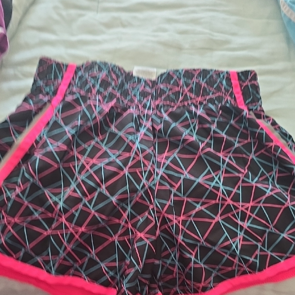 Colorful Patterned Shorts Collection - Picture 6 of 9
